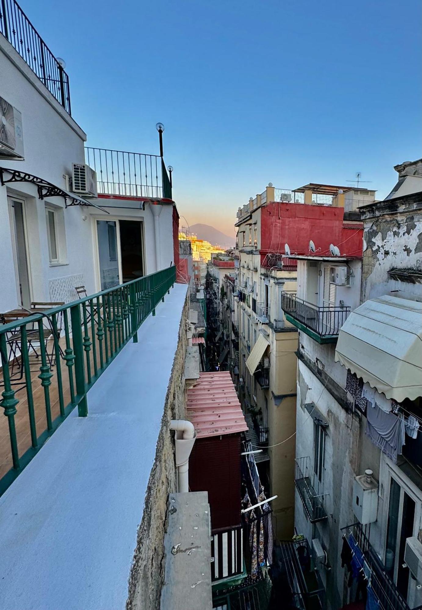Neapolitan Terrace Bed & Breakfast